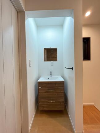 ｸﾛｰｾﾞｯﾄが洗面化粧台に変身！