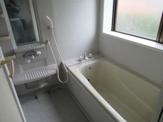 浴室　Before