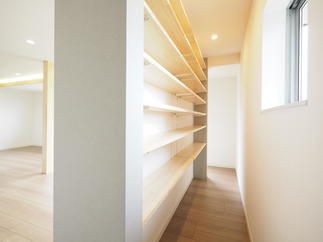 TVボード裏収納