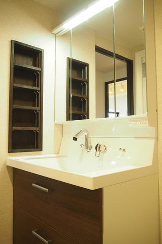 洗面化粧台　After