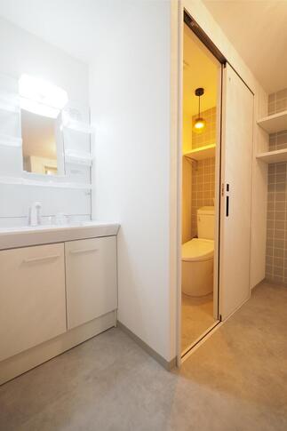 洗面脱衣室　After