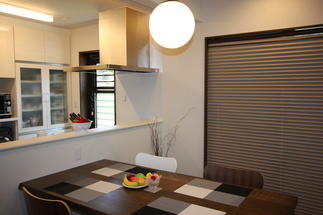 会話を楽しみながら料理が出来る対面キッチン