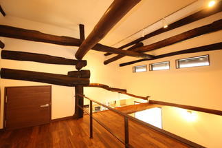 吹き抜けロフトスペース