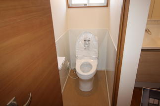 お掃除楽々トイレ