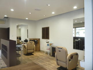 素敵な空間で髪を整えて頂きましょう