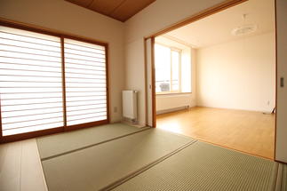 和室・リビングも一新！！暖房器具も入れ替えました