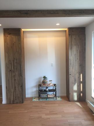 ＴＶ台を備えたデザインウオール