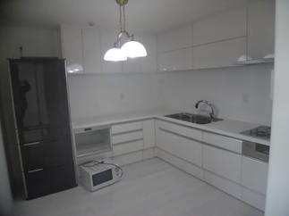 Ｌ字の大型キッチンで作業効率もＵＰ