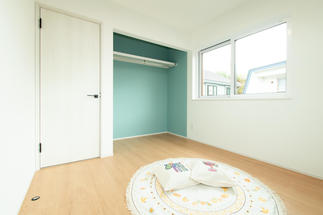 明るい子供部屋