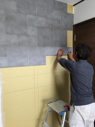 職人が一枚一枚丁寧に手作業で