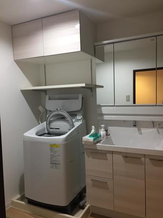 収納力たっぷりの洗面脱衣室