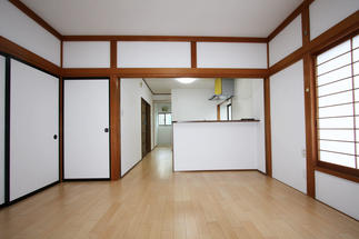 スッキリ明るく洋室風にリノベーション