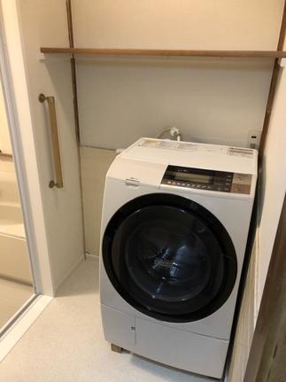 脱衣室も明るく