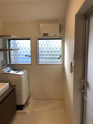 洗面脱衣室にも換気暖房機を設置しました