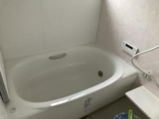 以前よりゆったりめの浴槽