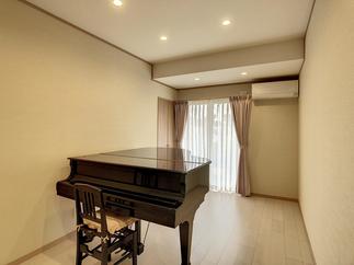 和室を防音機能のあるピアノ室に改造しました。
