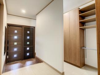 床の間・押入・玄関ホールをシューズクローゼットに改造しました