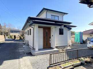 これからの生活を考慮して玄関サッシを交換