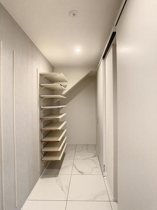 シューズクローゼットも新設