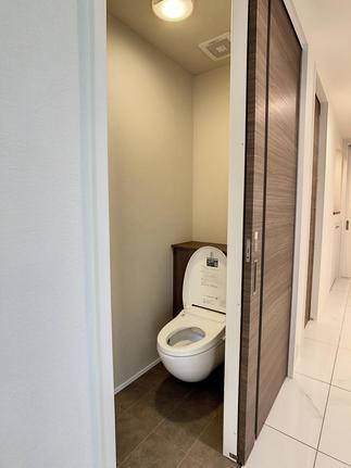 フロートトイレ