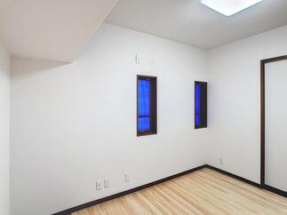 優しさいっぱいのヒノキフローリング