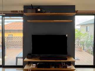 テレビを壁掛けに