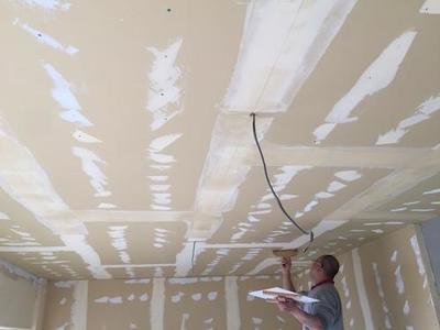 天井パテ埋め.JPG