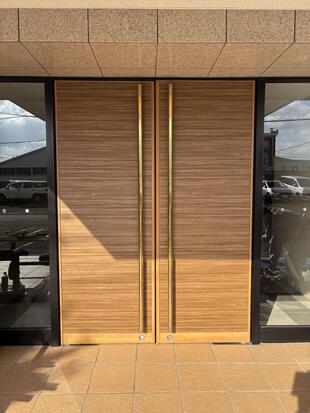 札幌市東区　K様邸　マンション玄関ドア貼替工事