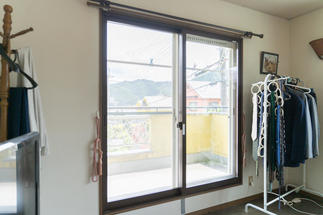 寝室・テラス窓 After