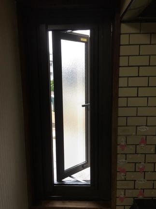 キッチン硝子交換