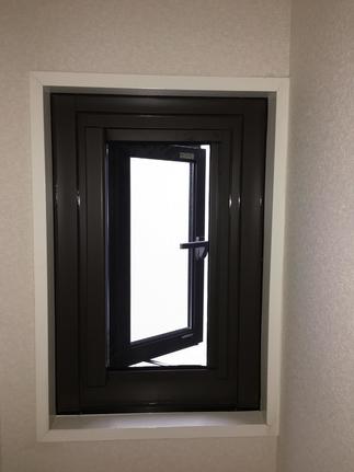 トイレ硝子交換