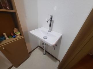 カクダイ壁掛手洗器