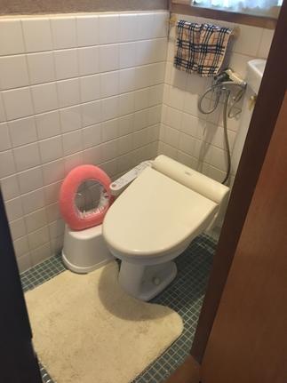 リフォーム前のトイレ