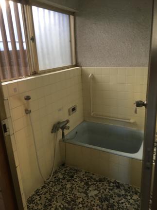 リフォーム前の浴室
