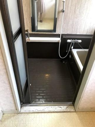 リフォーム前の浴室