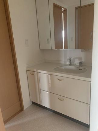 リフォーム後の洗面化粧台