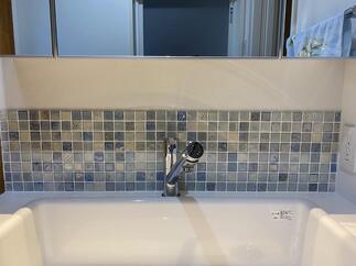 造作した洗面化粧台