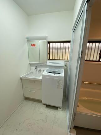 施工後の洗面所