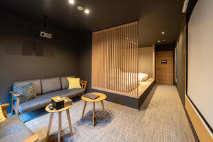 和モダンな宿泊施設へフルリノベーション／墨田区