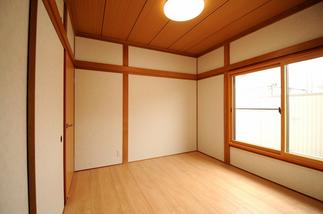 収納部屋をお母様の寝室へ