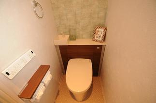 「リフォレ」の便器でデザインも機能もアップしました。