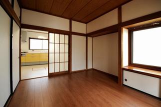 家族団らんスペースを明るく快適に！