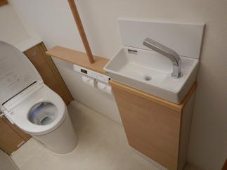 LIXILキャパシアの手洗器（自動水栓です。）