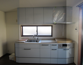 リクシルのシステムキッチン「アレスタ」