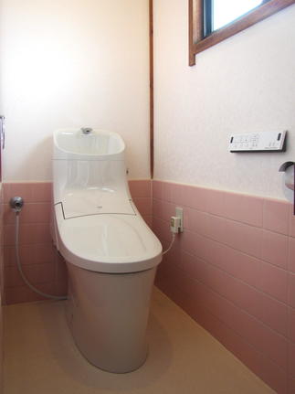 2階のトイレも同時にリフォームしました！