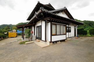 どこをリフォームしたのかわからないほど馴染んでいる漆喰塗り壁