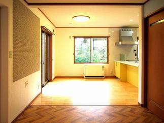 リビングからダイニングのアングル