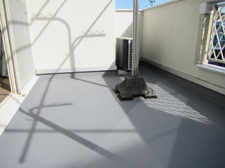 ベランダの残置物は一時撤去