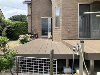 段差も設けて立体的にアクセント