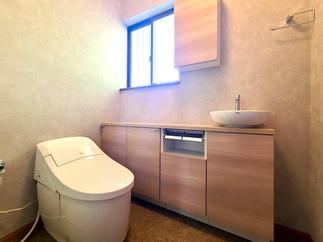 落ち着きとあたたかみあるレストルーム